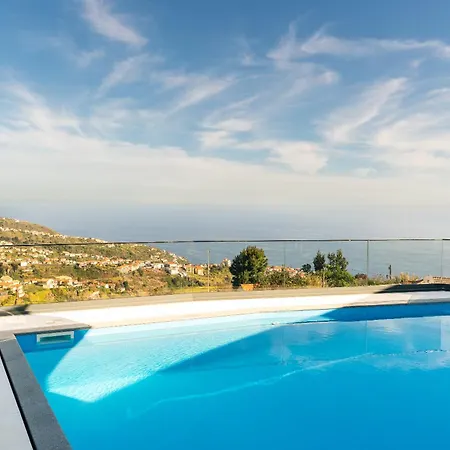 Vincents Place I Ocean View I Swimming Pool