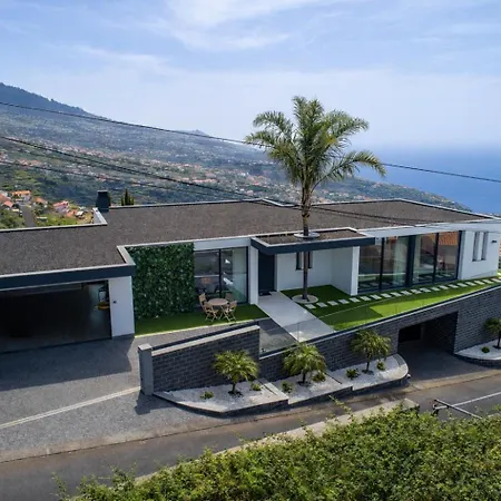 Luxury Ocean View I Swimming Pool I Vincents Place